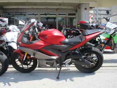 Yamaha YZFR25 2019