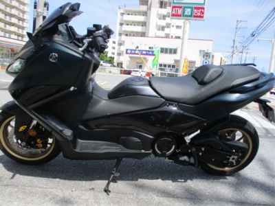 Yamaha TMAX 560 2024
