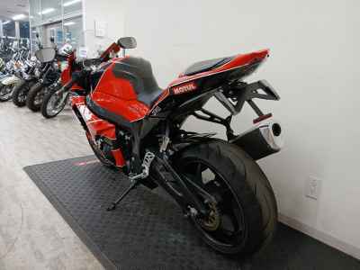 Suzuki GSX-R1000 2013