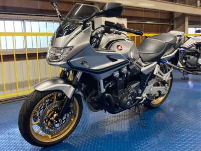 Honda CB1300 Super Boldor 2022