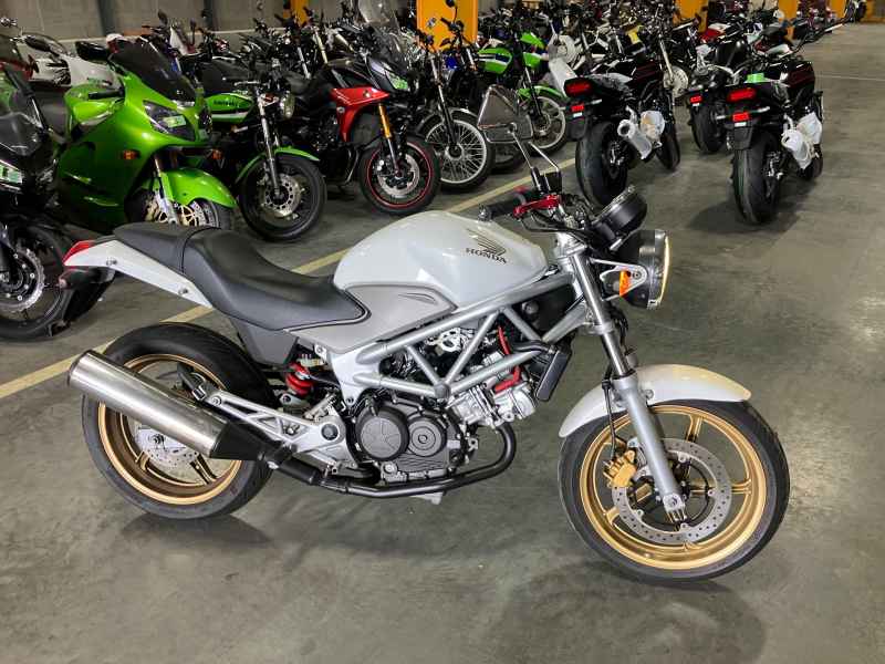 Honda VTR250 2009
