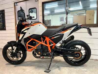 KTM 690 Duke R 2013