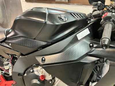Yamaha YZF R1S 2021