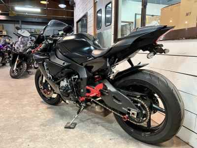 Yamaha YZF R1S 2021
