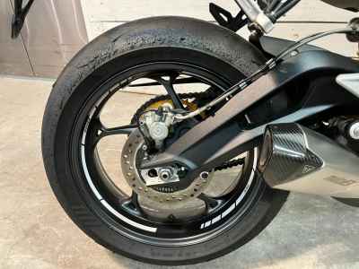 Triumph Street Triple 2023