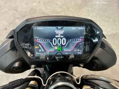 Triumph Street Triple 2023