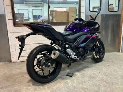 Yamaha YZFR3 2025