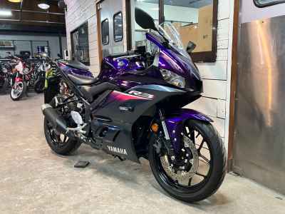 Yamaha YZFR3 2025