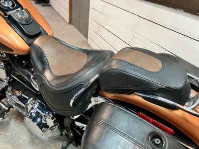 Harley-Davidson ｰFL 2008