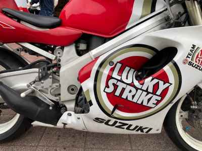 Suzuki RGV250SP