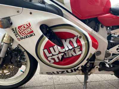 Suzuki RGV250SP