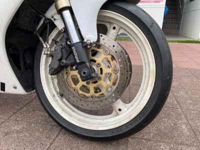 Suzuki RGV250SP