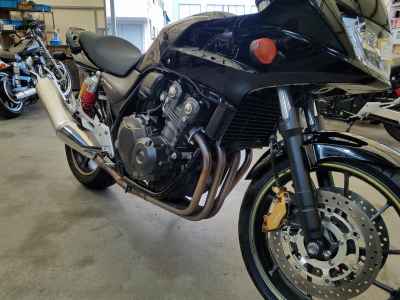 Honda CB400 Super Boldor 2017
