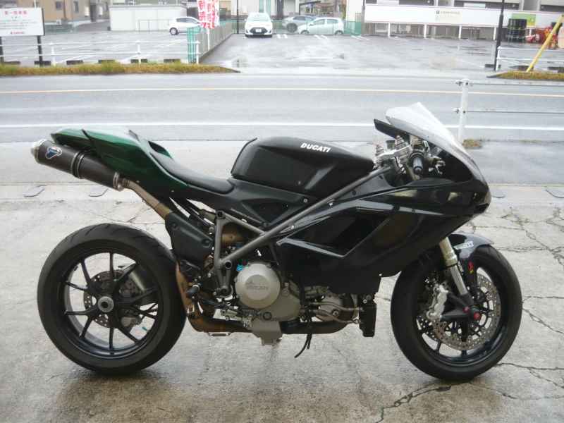 Ducati 848 2010