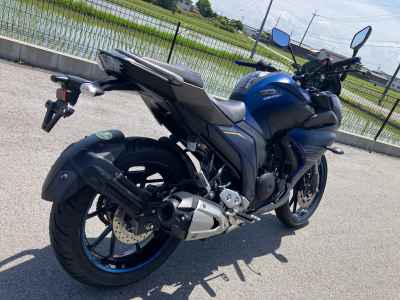 Yamaha FZ25