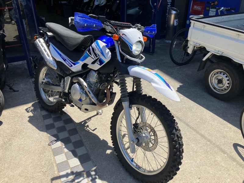 Yamaha XT250 Serow 2018