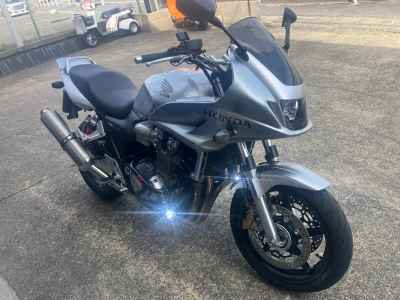 Honda CB1300 Super Boldor 2006
