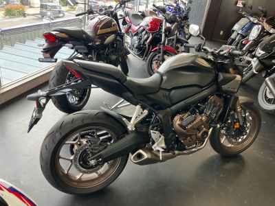 Honda CB650R 2025