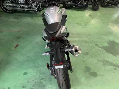 Kawasaki Z7 Hybrid 2025