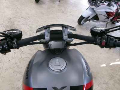 Ducati Diavel 2022