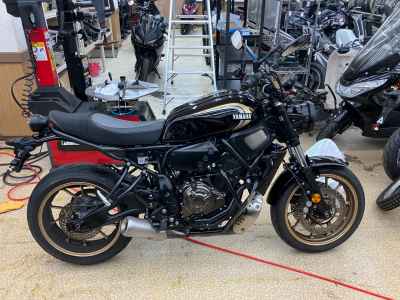 Yamaha XSR700 2024