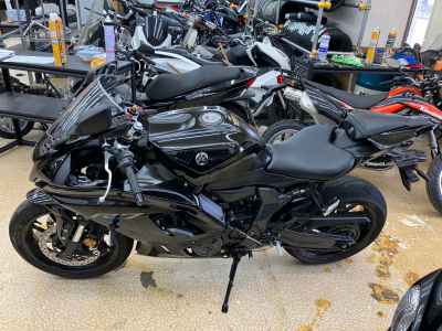 Yamaha YZFR72 2023