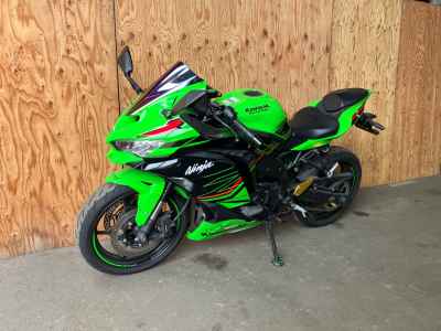 Kawasaki Ninja ZX 4RR 2023