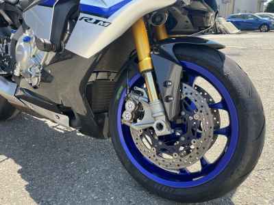 Yamaha YZFR1M 2016