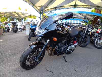 Honda CB400 Super Boldor 2020