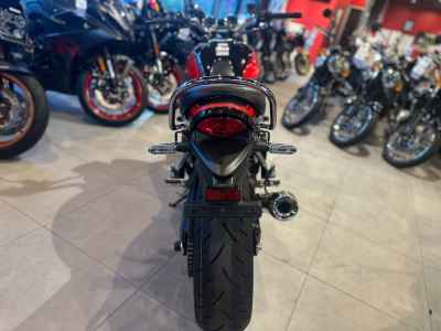 Kawasaki Z900RS 2022