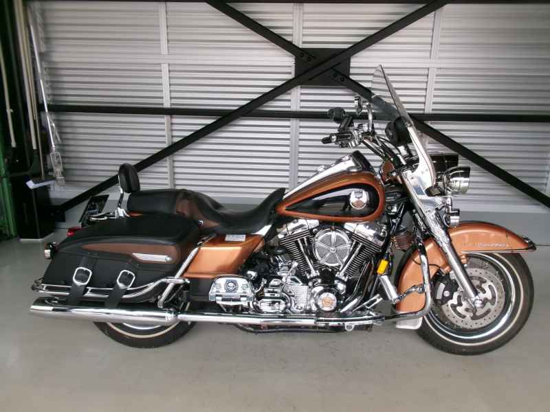 Harley-Davidson ｰFLH 2008