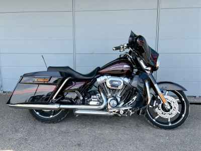Harley-Davidson ｰFLH 2010