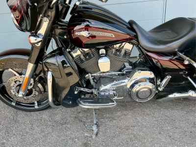 Harley-Davidson ｰFLH 2010