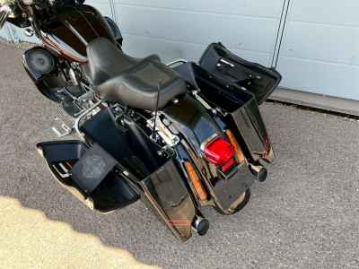Harley-Davidson ｰFLH 2010