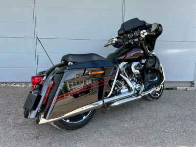 Harley-Davidson ｰFLH 2010