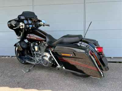 Harley-Davidson ｰFLH 2010