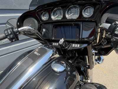 Harley-Davidson ｰFLH 2023