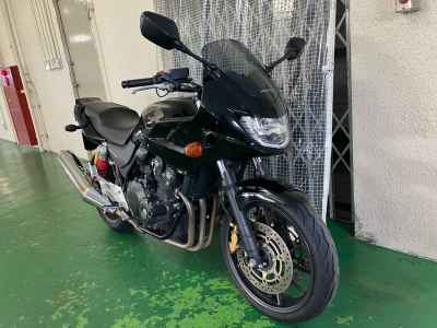 Honda CB400 Super Boldor 2018