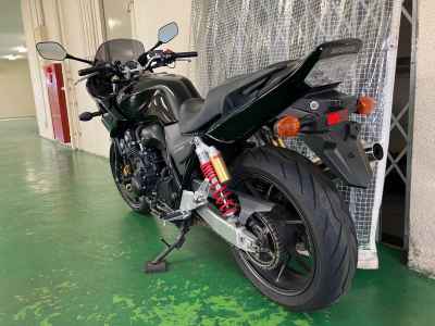 Honda CB400 Super Boldor 2018