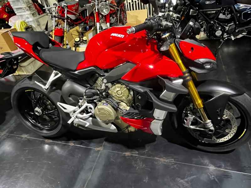 Ducati Streetfighter V4S 2022