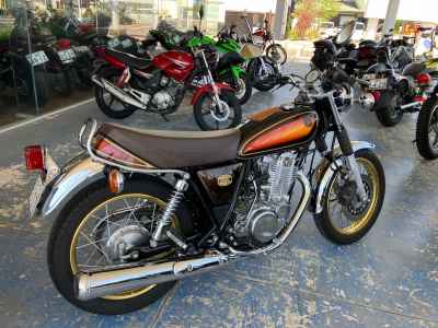 Yamaha SR400 2019