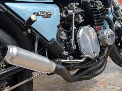 Kawasaki Z1 900 Super Four 2011