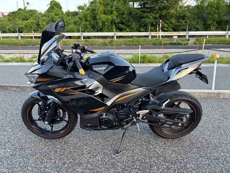 Kawasaki Ninja 400 2022