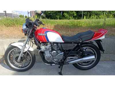 Yamaha XJ550
