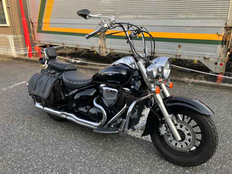 Suzuki Intruder 400 Classic 2011