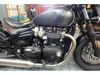 Triumph Bonneville Bobber 2021