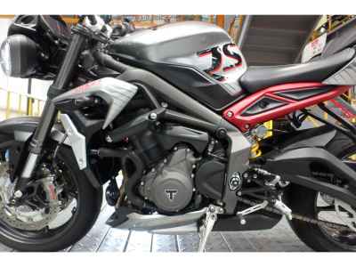 Triumph Street Triple RS 2021