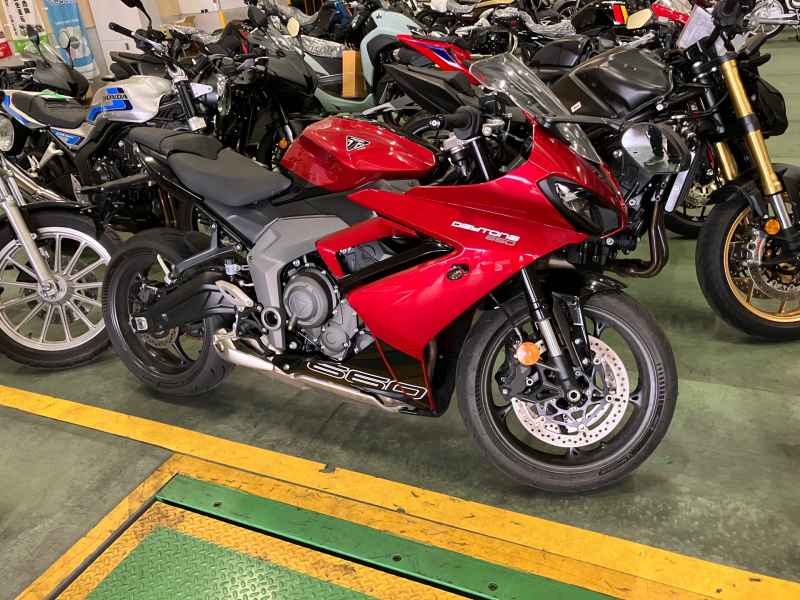 Triumph Daytona 660 2025