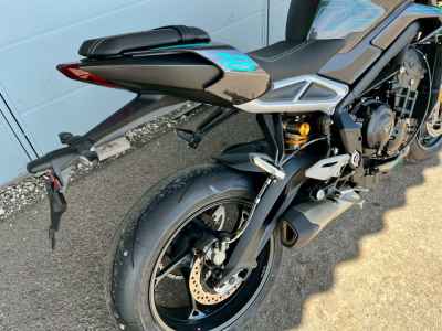 Triumph Street Triple 765 R 2026