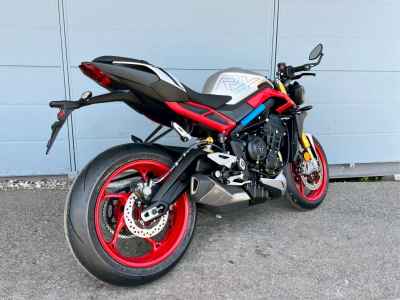 Triumph Street Triple 765 R 2026